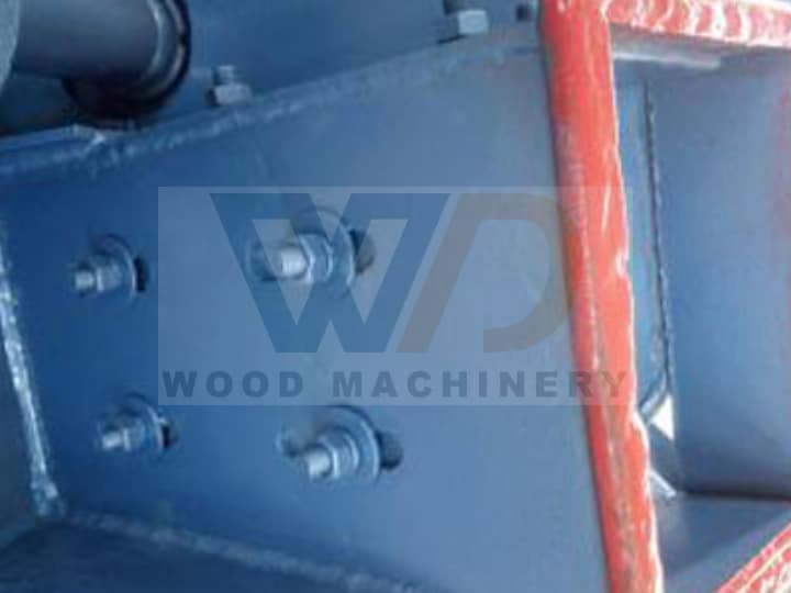 تفاصيل ماكينة حلاقة الخشب