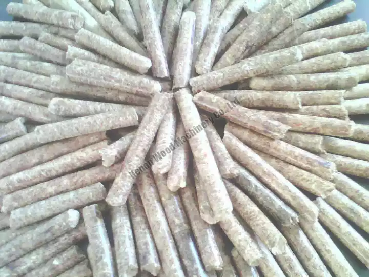 Biomass fuel pellets