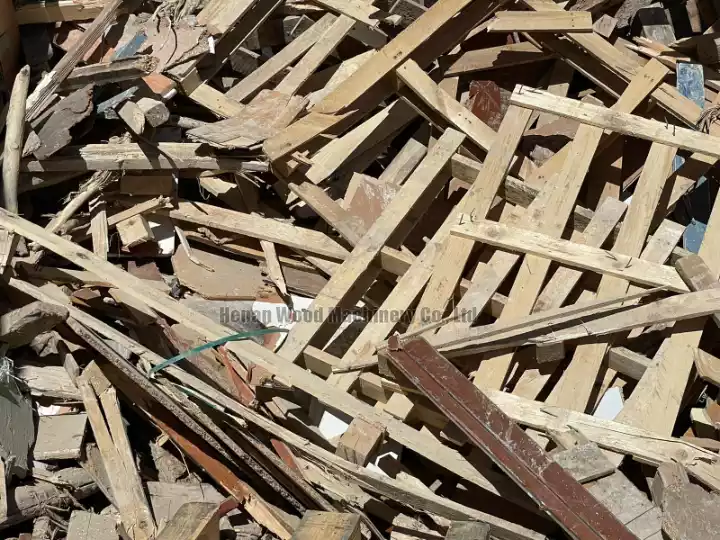 Source de matières premières pour palettes en bois