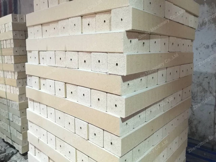 Compressed pallet blocks